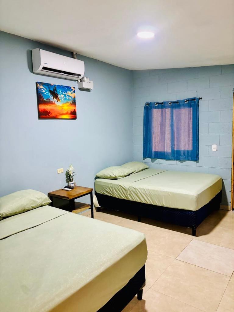Hostal Camila'S Tamanique Kültér fotó