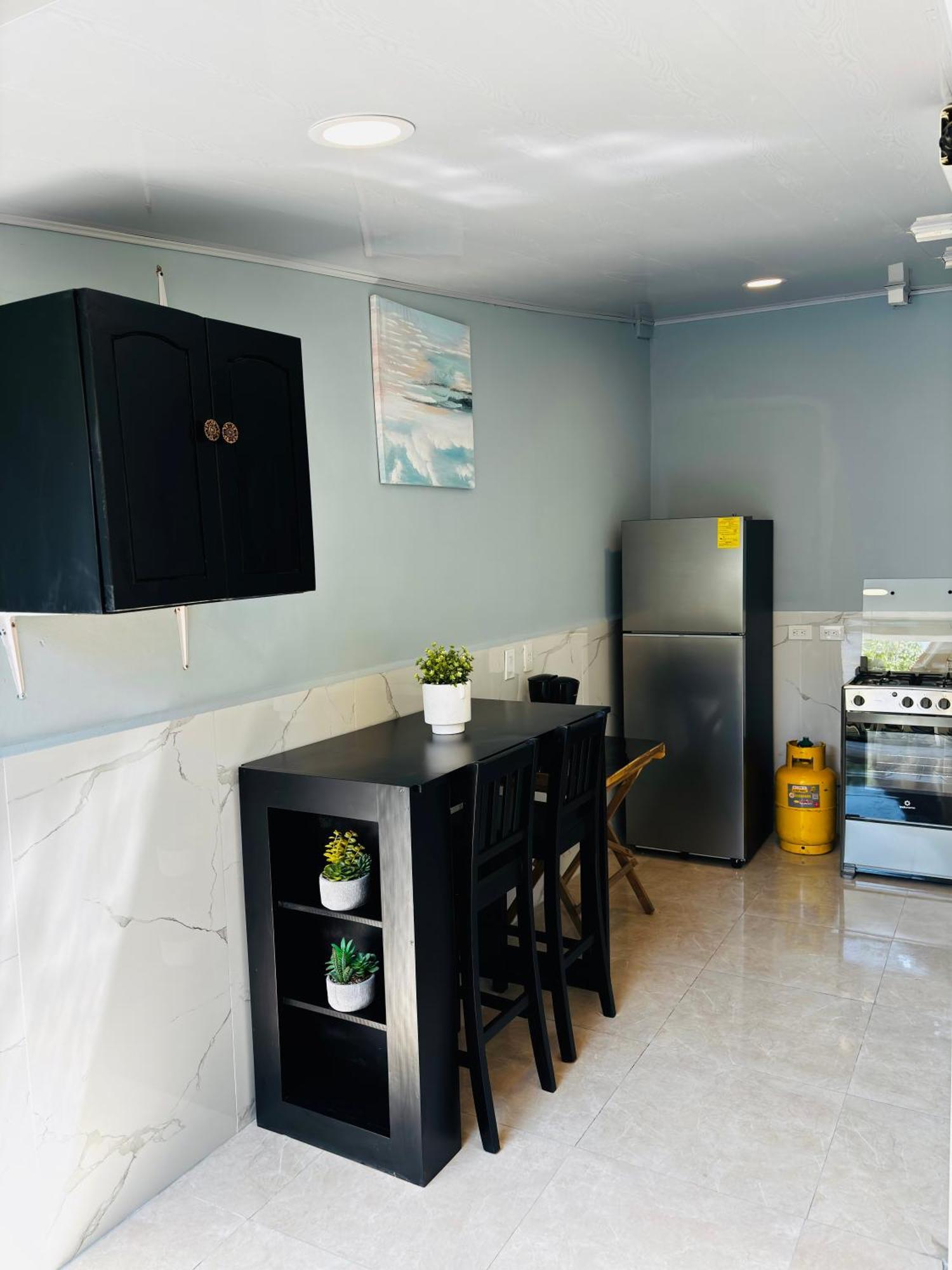 Hostal Camila'S Tamanique Kültér fotó